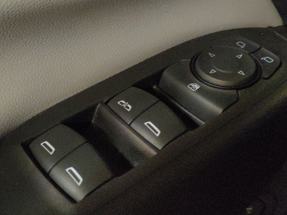 2020 Chevrolet Equinox in Sanford, FL 32773 - 18100062 27