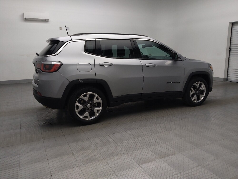2019 Jeep Compass in Tulsa, OK 74145 - 18100065 10