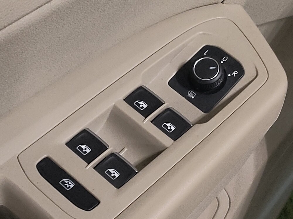 2019 Volkswagen Atlas in Temple, TX 76502 - 18100070 27