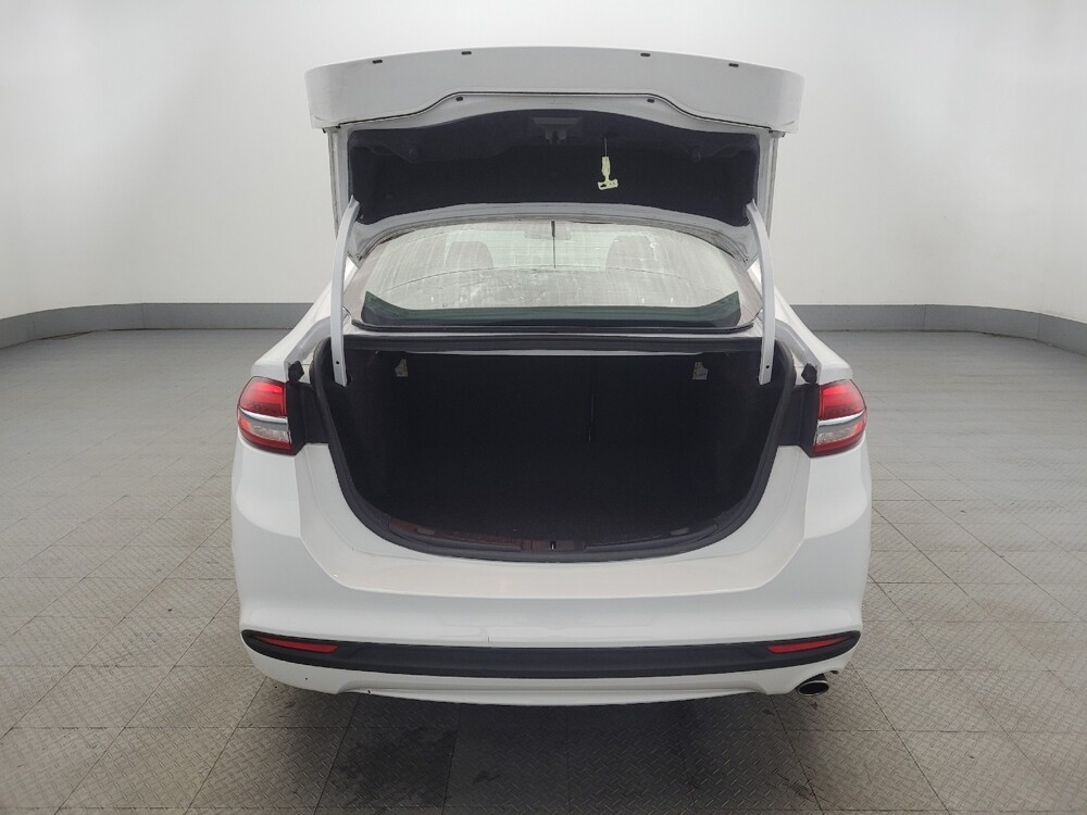 2018 Ford Fusion in Glen Burnie, MD 21061 - 18100080 29