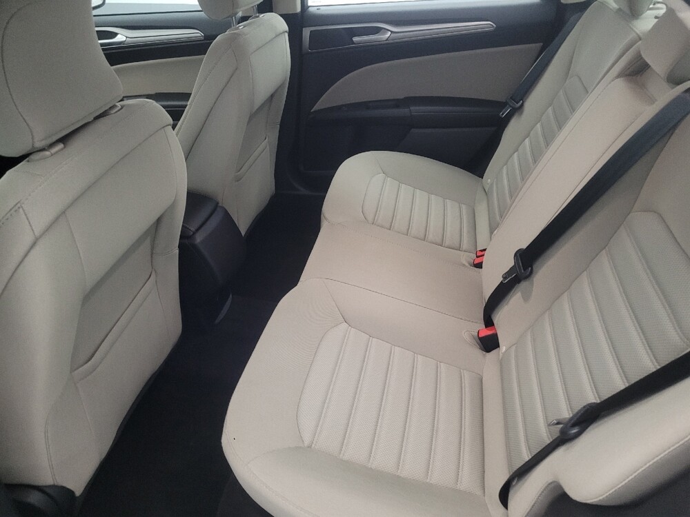 2018 Ford Fusion in Glen Burnie, MD 21061 - 18100080 18