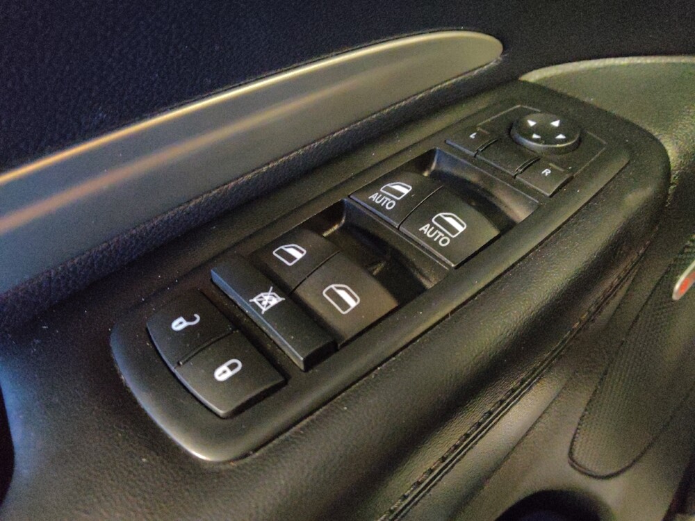 2017 Dodge Durango in Glendale, AZ 85301 - 18100082 27