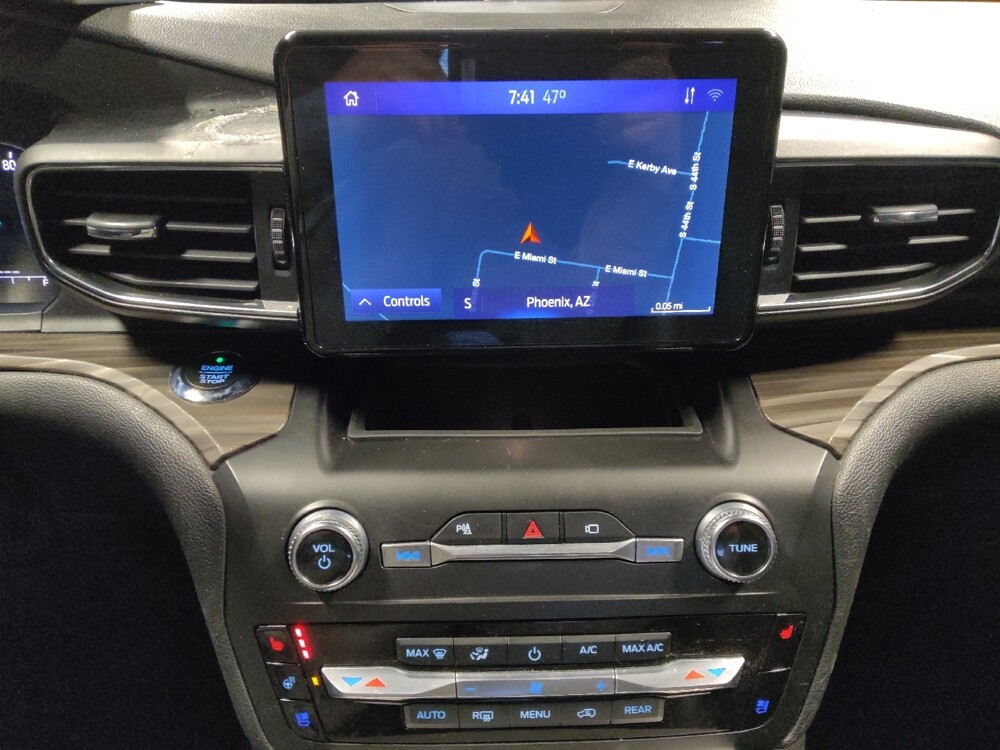 2020 Ford Explorer in Glendale, AZ 85301 - 18100083 25