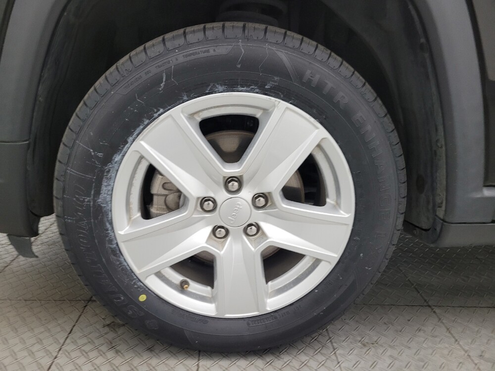 2022 Jeep Compass in Tucson, AZ 85705 - 18100085 31