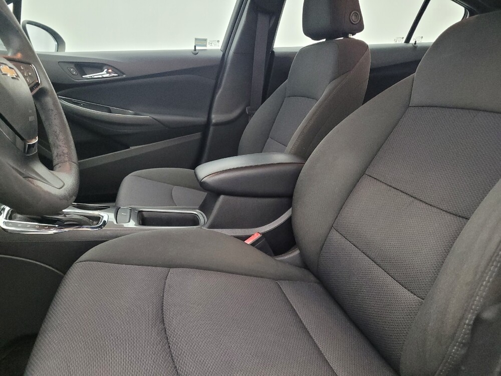 2017 Chevrolet Cruze in Clearwater, FL 33764 - 18100088 17