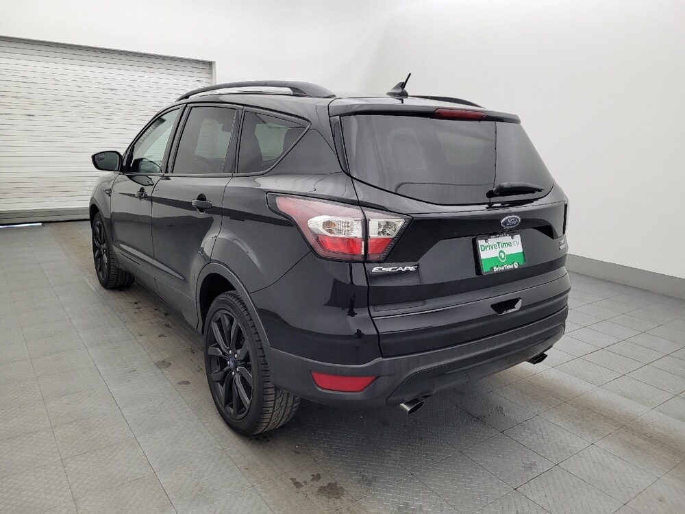 2018 Ford Escape in Columbus, GA 31909 - 18100089 5