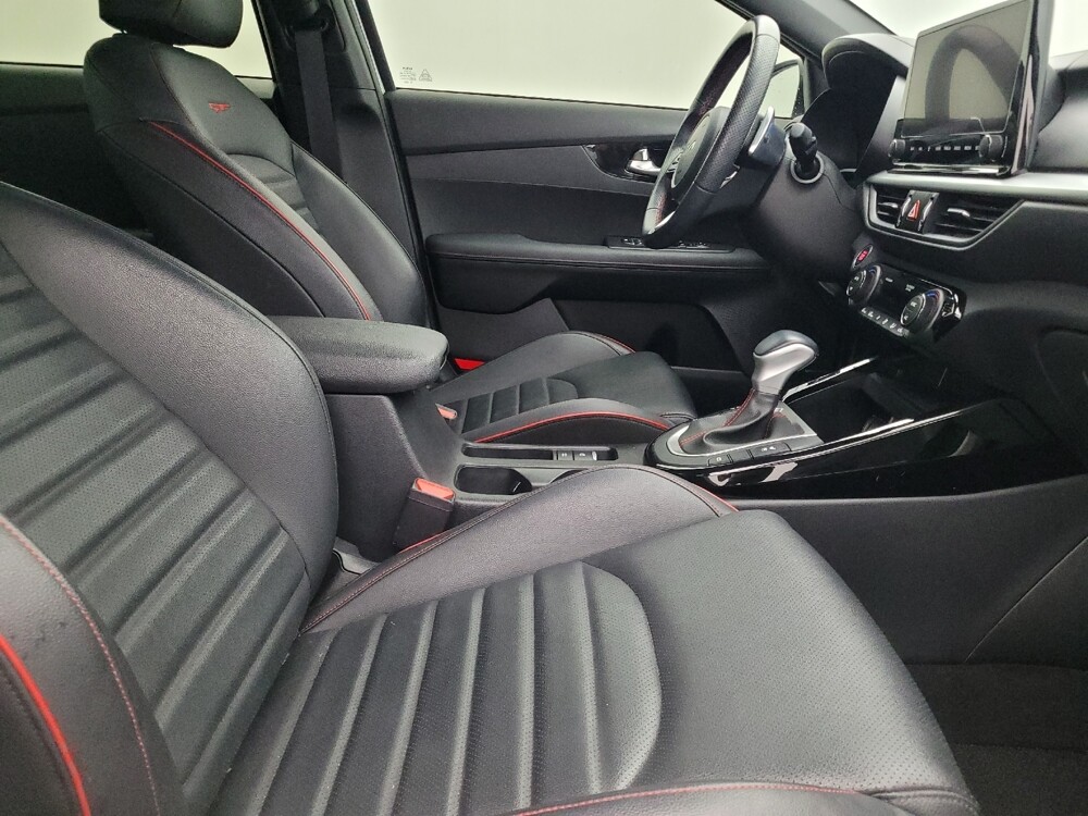 2022 Kia Forte in Tampa, FL 33619 - 18100091 21