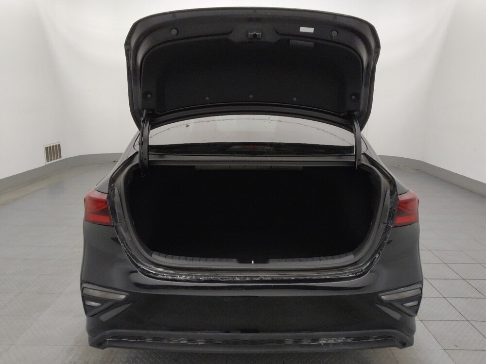 2021 Kia Forte in Clearwater, FL 33764 - 18100092 29