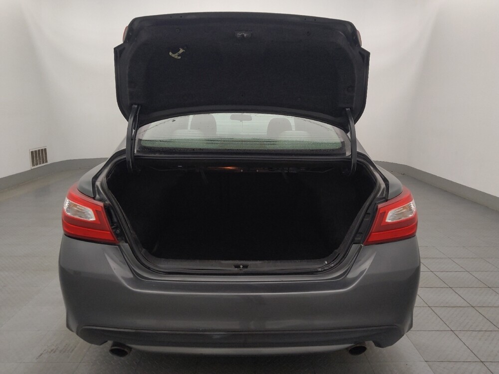 2017 Nissan Altima in Clearwater, FL 33764 - 18100093 29