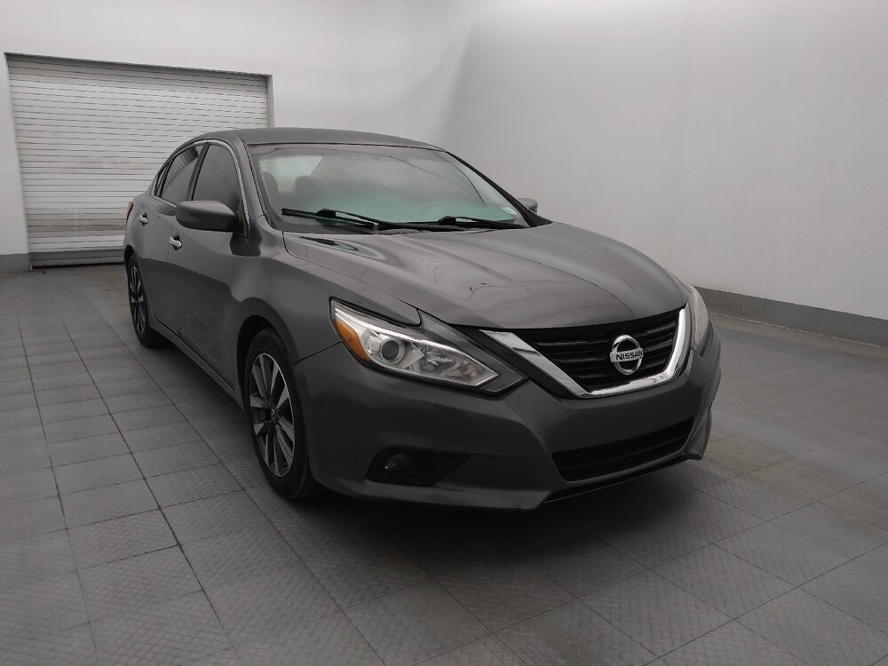 2017 Nissan Altima in Clearwater, FL 33764 - 18100093 13