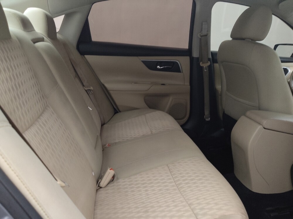 2017 Nissan Altima in Clearwater, FL 33764 - 18100093 19