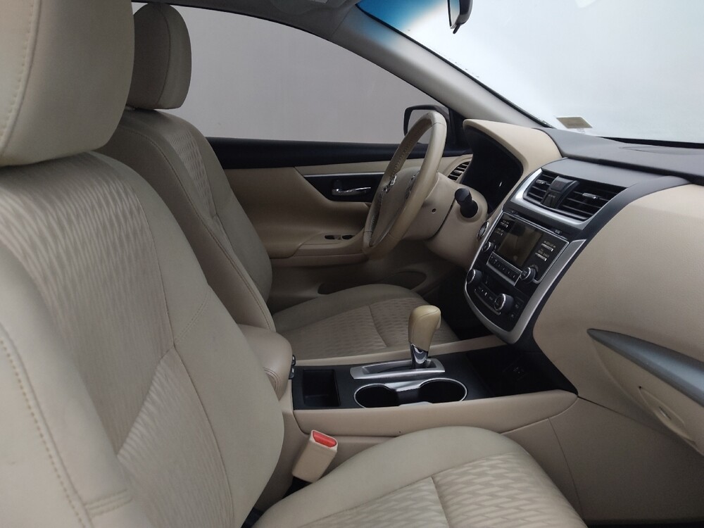 2017 Nissan Altima in Clearwater, FL 33764 - 18100093 21