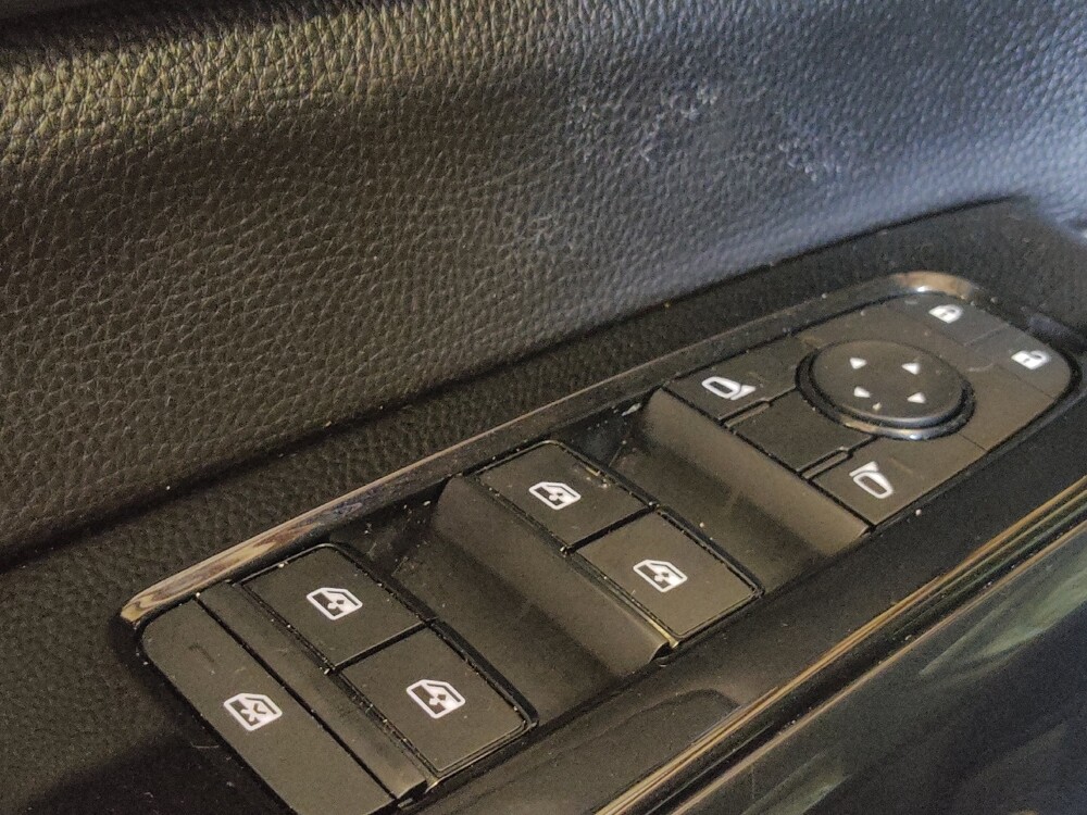 2022 Nissan Pathfinder in Clearwater, FL 33764 - 18100094 27