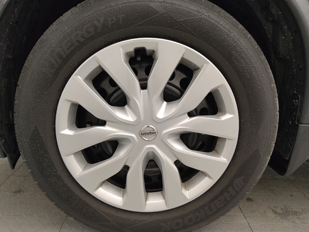 2017 Nissan Rogue in Columbus, GA 31909 - 18100095 31