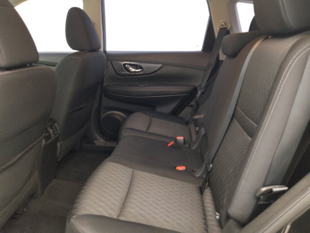 2017 Nissan Rogue in Columbus, GA 31909 - 18100095 18