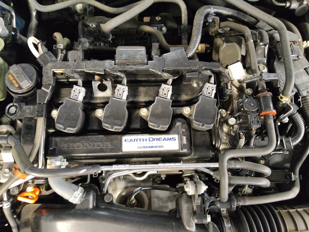 2016 Honda Civic in Clearwater, FL 33764 - 18100098 30