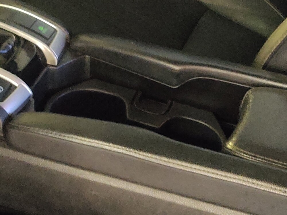 2016 Honda Civic in Clearwater, FL 33764 - 18100098 26