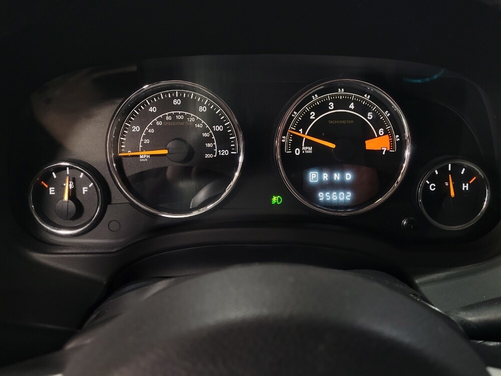 2016 Jeep Compass in Hialeah, FL 33014 - 18100102 23