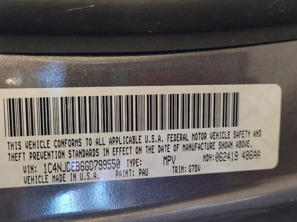 2016 Jeep Compass in Hialeah, FL 33014 - 18100102 33