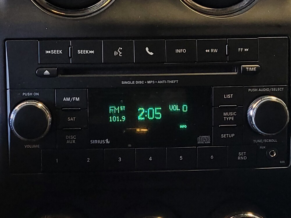 2016 Jeep Compass in Hialeah, FL 33014 - 18100102 25