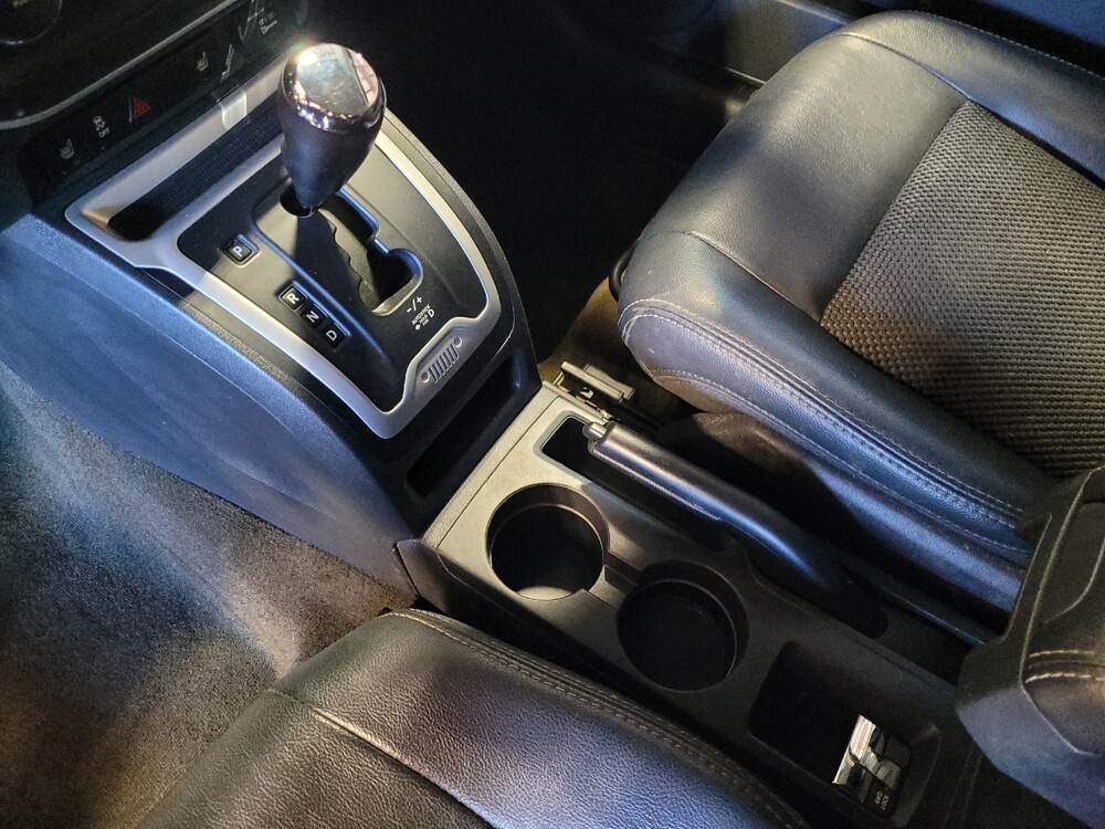 2016 Jeep Compass in Hialeah, FL 33014 - 18100102 26