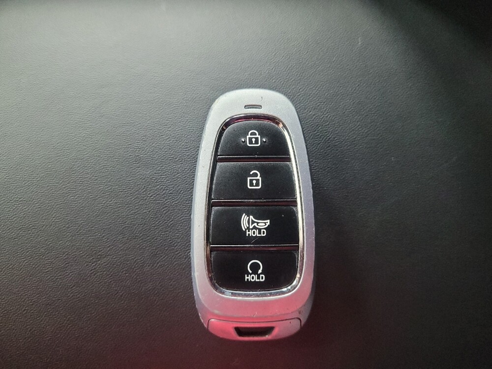 2022 Hyundai Santa Fe in Jackson, MS 39211 - 18100103 32