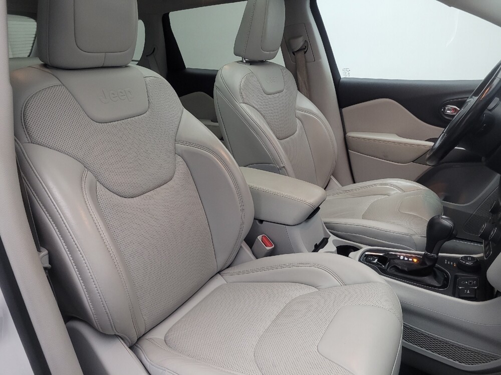 2020 Jeep Cherokee in Knoxville, TN 37923 - 18100104 21