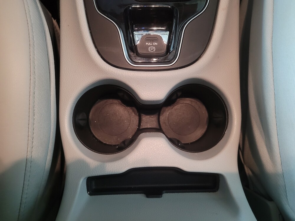 2020 Jeep Cherokee in Knoxville, TN 37923 - 18100104 26