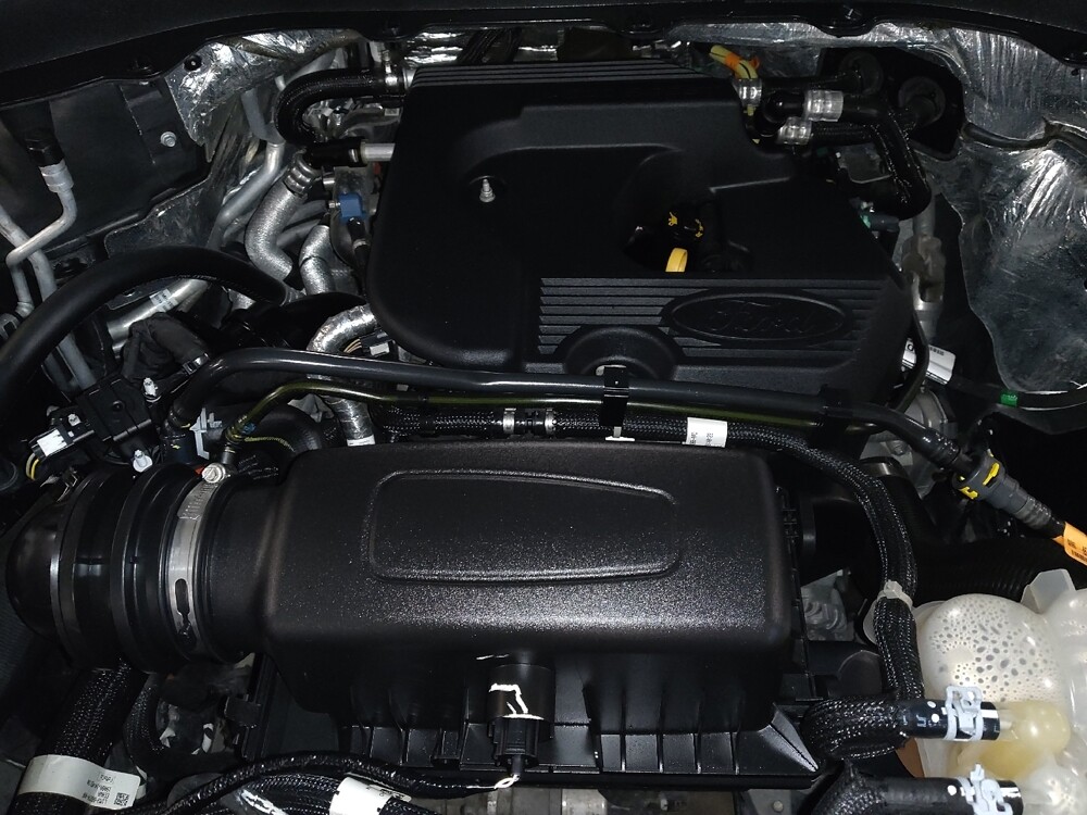 2020 Ford Explorer in Kissimmee, FL 34744 - 18100107 30