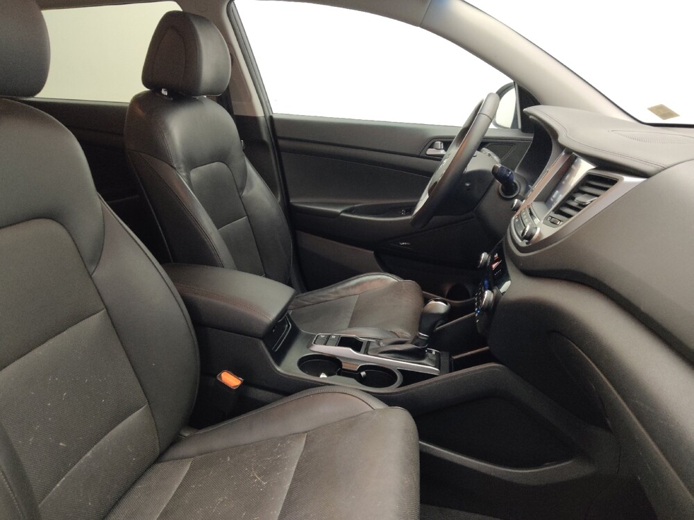 2017 Hyundai Tucson in Lauderdale Lakes, FL 33313 - 18100109 21