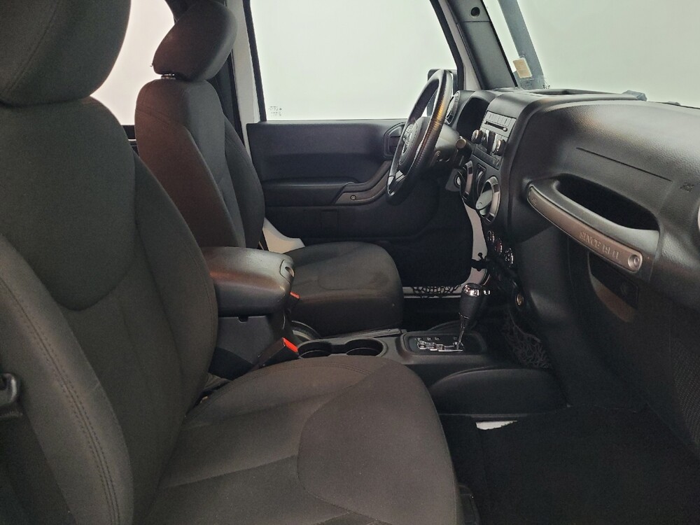 2017 Jeep Wrangler in Hialeah, FL 33014 - 18100113 21