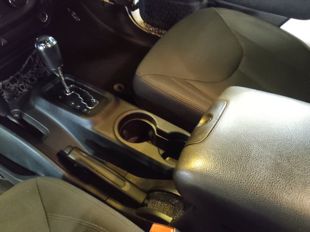 2017 Jeep Wrangler in Hialeah, FL 33014 - 18100113 26