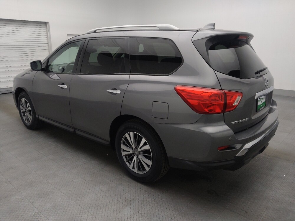 2020 Nissan Pathfinder in Orlando, FL 32808 - 18100117 3