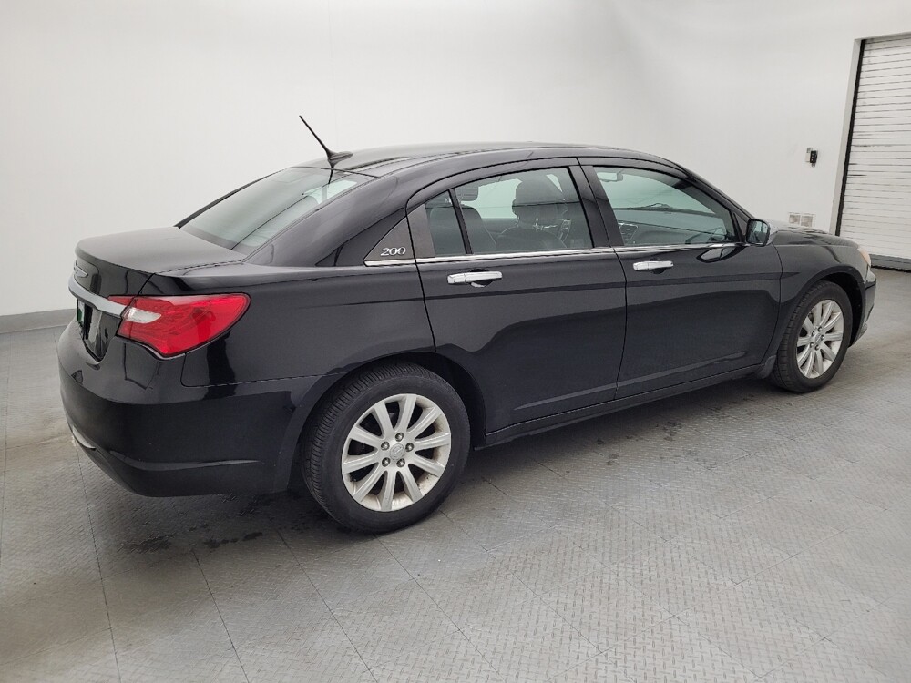 2013 Chrysler 200 in Salem, VA 24153 - 18100120 10