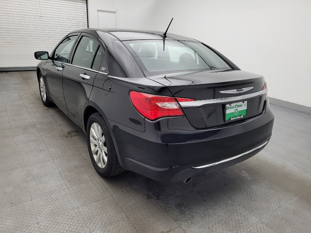2013 Chrysler 200 in Salem, VA 24153 - 18100120 6