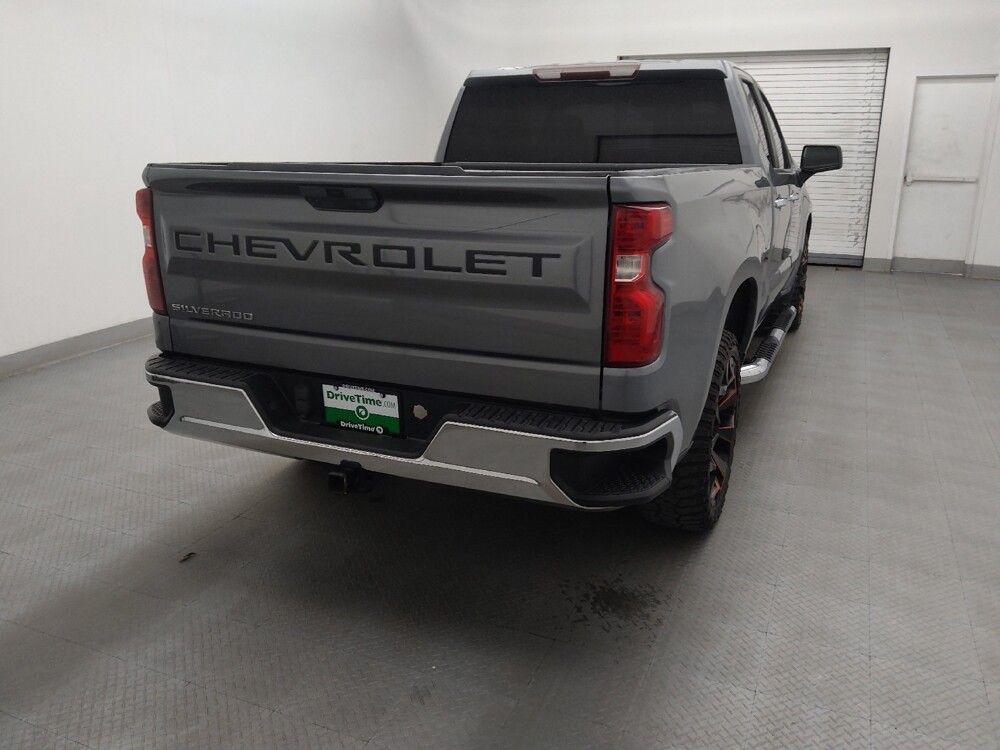 2019 Chevrolet Silverado 1500 in Charleston, SC 29414 - 18100123 7