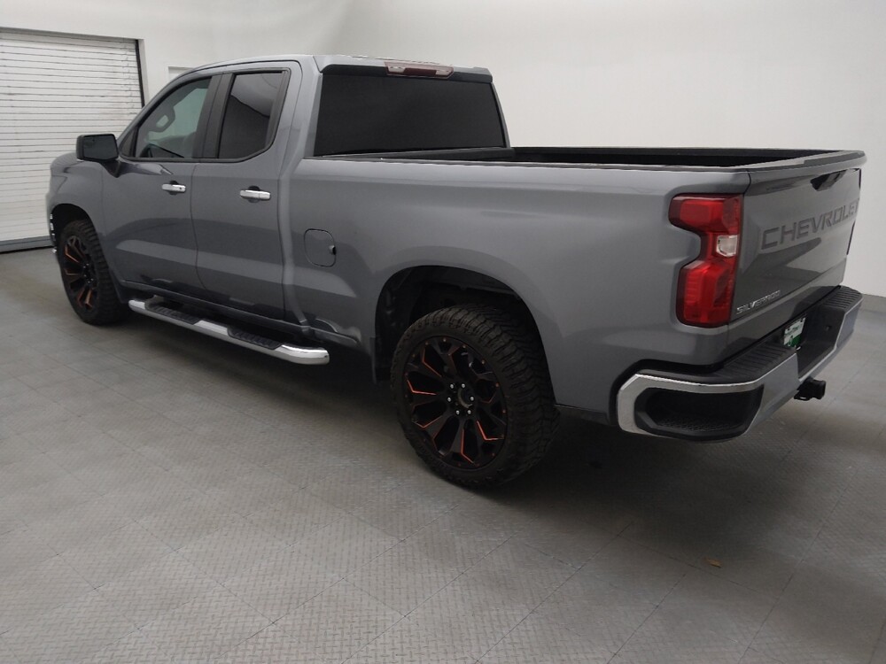 2019 Chevrolet Silverado 1500 in Charleston, SC 29414 - 18100123 3
