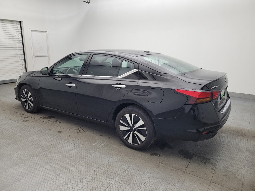 2020 Nissan Altima in Wilmington, NC 28405 - 18100126 3