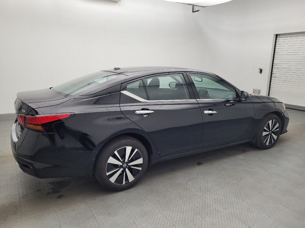 2020 Nissan Altima in Wilmington, NC 28405 - 18100126 10