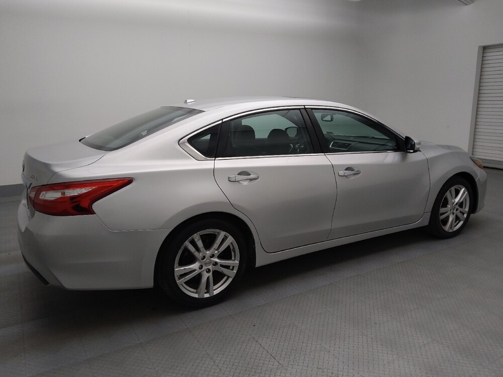 2017 Nissan Altima in Denver, CO 80012 - 18100130 10