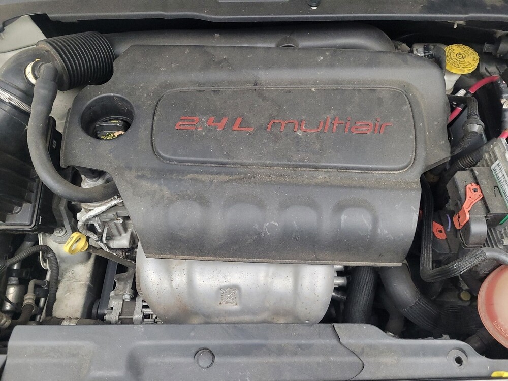 2018 Jeep Compass in Memphis, TN 38128 - 18100137 30