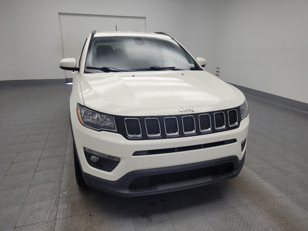 2018 Jeep Compass in Memphis, TN 38128 - 18100137 14
