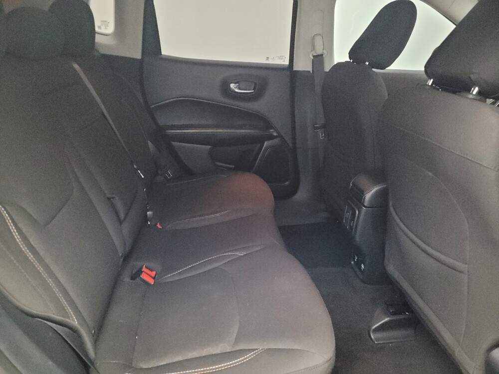 2018 Jeep Compass in Hialeah, FL 33014 - 18100140 19