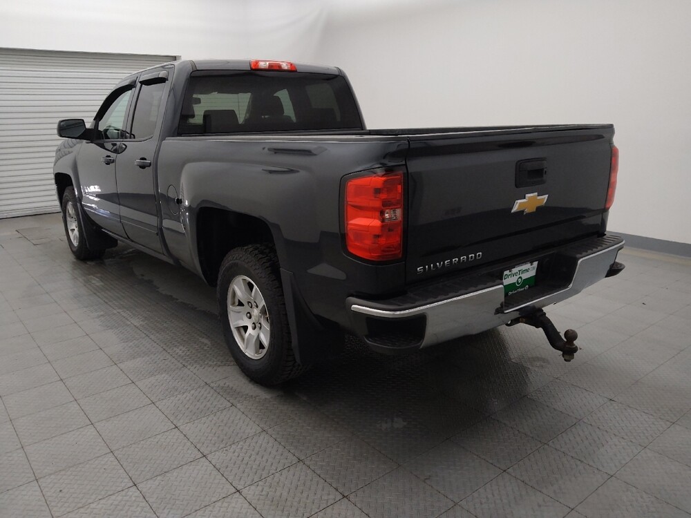 2017 Chevrolet Silverado 1500 in San Antonio, TX 78238 - 18100143 5