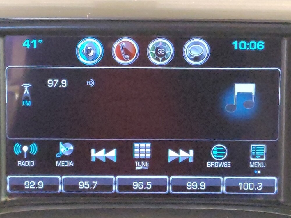 2017 Chevrolet Silverado 1500 in San Antonio, TX 78238 - 18100143 25