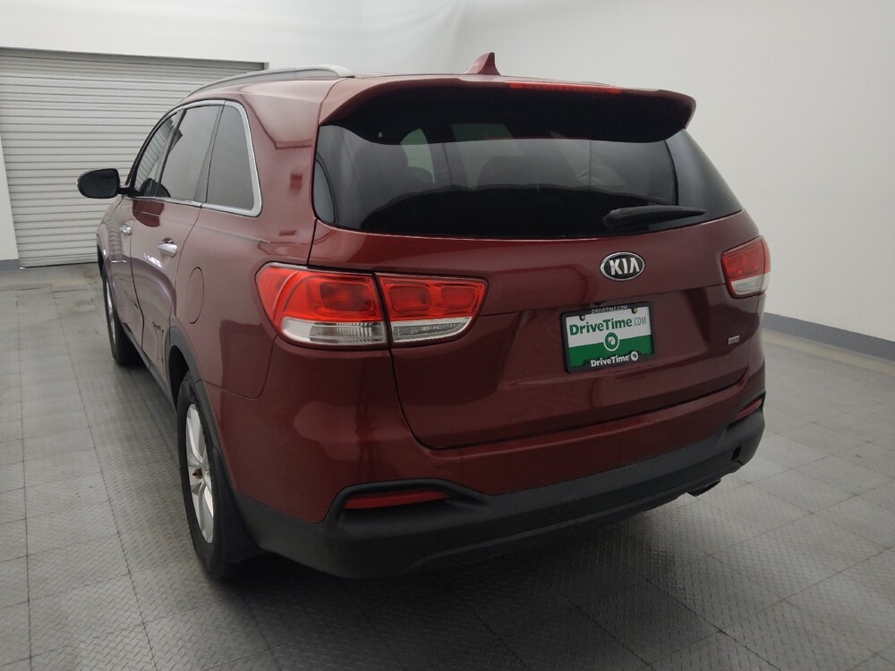 2016 Kia Sorento in Houston, TX 77074 - 18100145 6