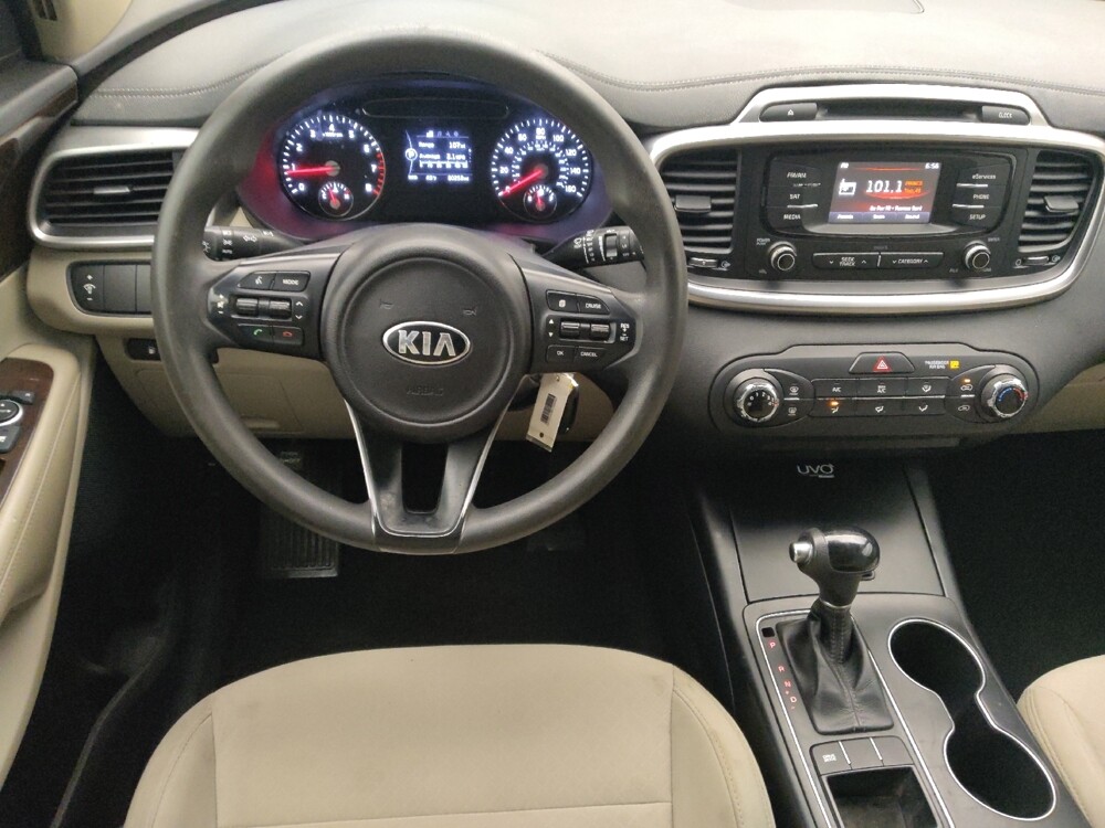 2016 Kia Sorento in Houston, TX 77074 - 18100145 22