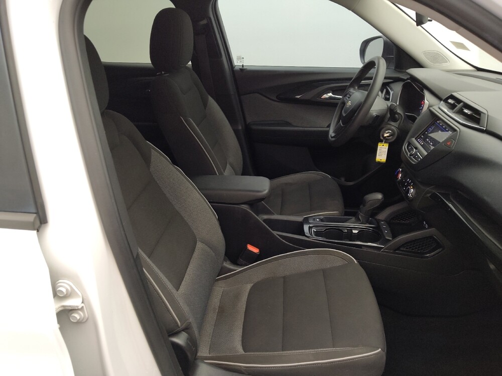 2021 Chevrolet TrailBlazer in San Antonio, TX 78238 - 18100148 21