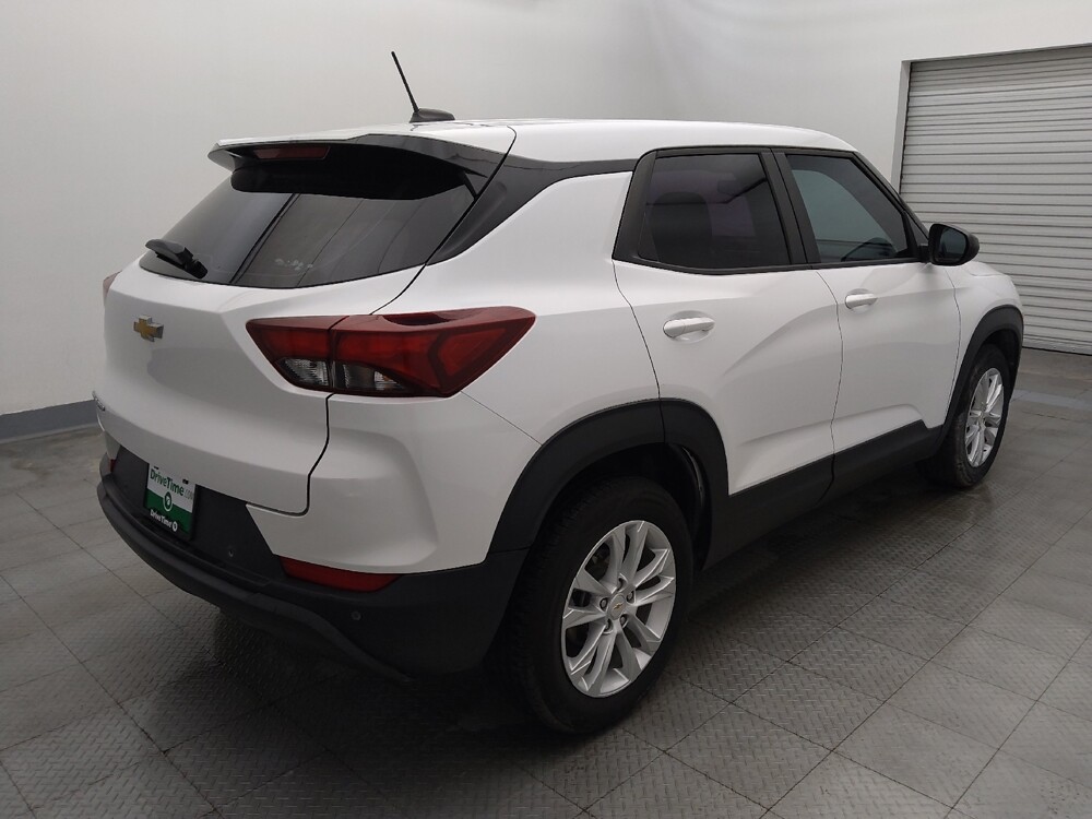 2021 Chevrolet TrailBlazer in San Antonio, TX 78238 - 18100148 9