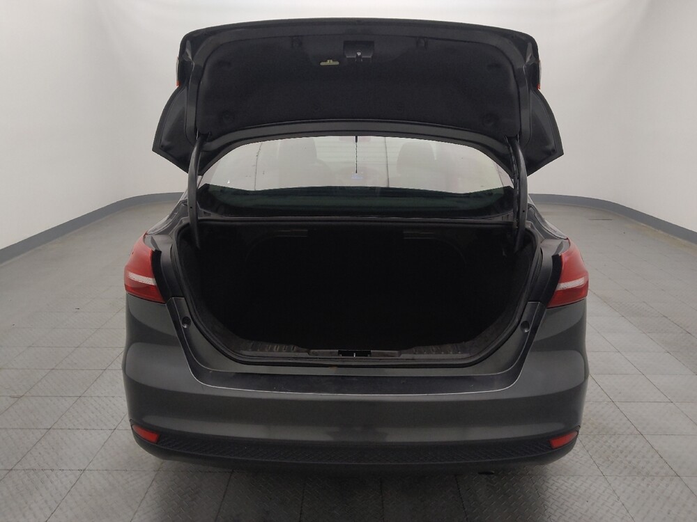 2018 Ford Focus in Metairie, LA 70006 - 18100149 29